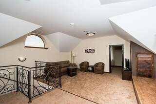 Гостиница Вилла Лагуна Геленджик Апартаменты двухуровневые-1